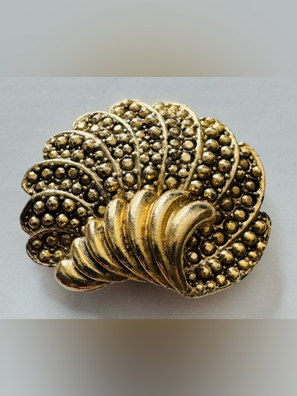 Musi Gold-Tone scarf or dress clip
